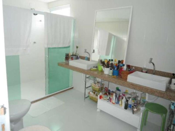 Imagem Casa com 5 Quartos à Venda, em Alphaville - Camaçari Imagem Casa com 5 Quartos à Venda, em Alphaville - Camaçari
