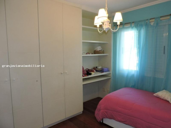 Imagem Casa à Venda, em Chácara Pavoieiro - Cotia Imagem Casa à Venda, em Chácara Pavoieiro - Cotia