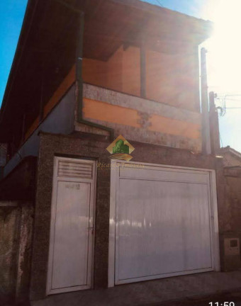 Imagem Sobrado com 5 Quartos à Venda, 240 m² em Ipiranguinha - Ubatuba