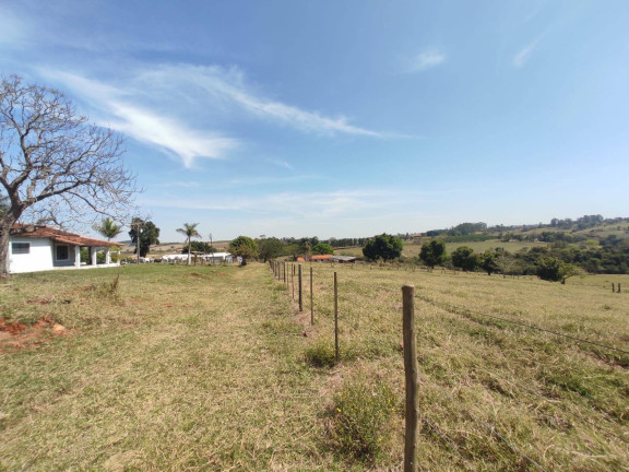Imagem Chácara com 4 Quartos à Venda, 242 m² em Cercadinho - Alambari Imagem Chácara com 4 Quartos à Venda, 242 m² em Cercadinho - Alambari