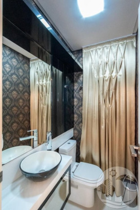 Imagem Apartamento com 3 Quartos à Venda, 133 m² em Centro - Balneário Camboriú Imagem Apartamento com 3 Quartos à Venda, 133 m² em Centro - Balneário Camboriú