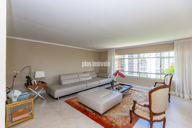 Imagem Apartamento com 4 Quartos à Venda, 185 m² em Moema - São Paulo