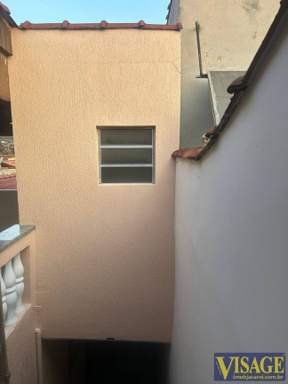 Imagem Casa com 3 Quartos à Venda, 118 m² em Jd. Das Industrias - Jacareí Imagem Casa com 3 Quartos à Venda, 118 m² em Jd. Das Industrias - Jacareí