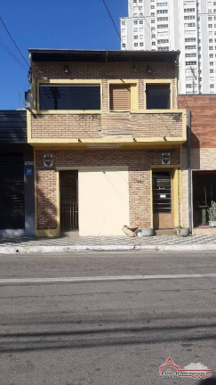 Imagem Casa com 7 Quartos à Venda, 263 m² em Centro - Jacareí Imagem Casa com 7 Quartos à Venda, 263 m² em Centro - Jacareí