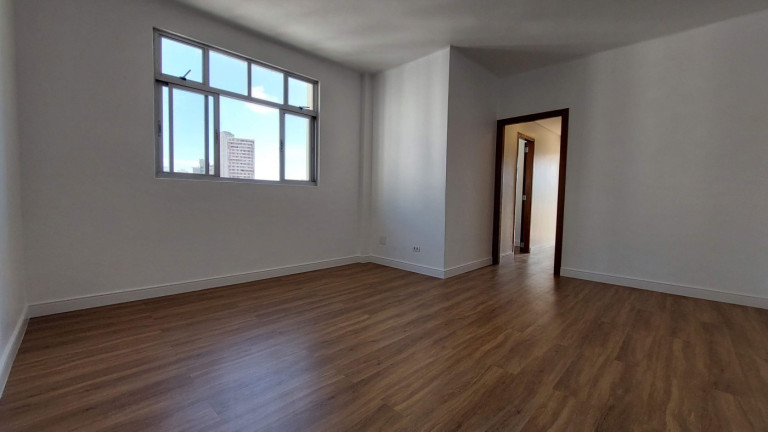 Imagem Apartamento com 2 Quartos à Venda, 76 m² em Centro - Curitiba Imagem Apartamento com 2 Quartos à Venda, 76 m² em Centro - Curitiba