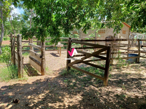 Imóvel com 2 Quartos à Venda,  em Altos Do Coxipó - Cuiabá