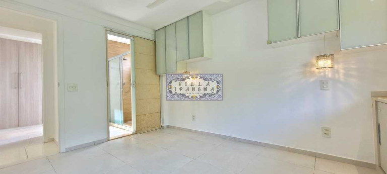 Imagem Cobertura com 3 Quartos à Venda, 180 m² em Tijuca - Rio De Janeiro Imagem Cobertura com 3 Quartos à Venda, 180 m² em Tijuca - Rio De Janeiro