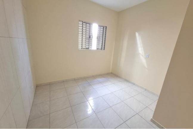 Imagem Casa com 2 Quartos para Alugar, 75 m² em Vila Guedes - São Paulo Imagem Casa com 2 Quartos para Alugar, 75 m² em Vila Guedes - São Paulo