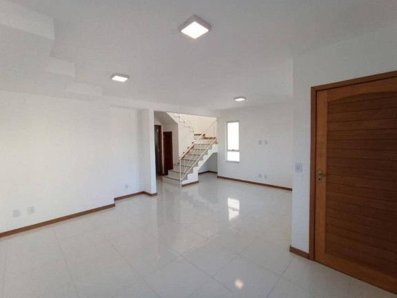 Imagem Casa com 4 Quartos à Venda, 130 m² em Vargem Grande - Teresópolis Imagem Casa com 4 Quartos à Venda, 130 m² em Vargem Grande - Teresópolis