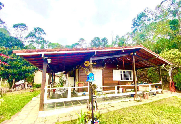 Imagem Casa com 4 Quartos à Venda, 209 m² em Fazenda Suiça - Teresópolis Imagem Casa com 4 Quartos à Venda, 209 m² em Fazenda Suiça - Teresópolis