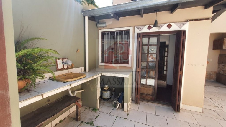 Imagem Casa com 3 Quartos à Venda, 153 m² em Guarujá - Porto Alegre Imagem Casa com 3 Quartos à Venda, 153 m² em Guarujá - Porto Alegre