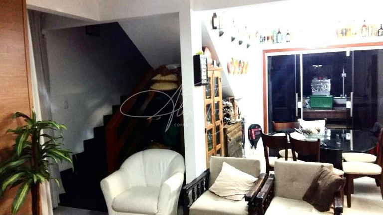 Imagem Casa com 4 Quartos à Venda, 270 m² em Domignos Martins - Domingos Martins