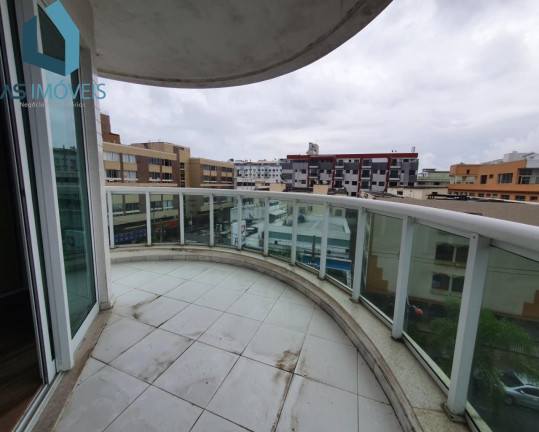 Imagem Apartamento com 3 Quartos à Venda, 190 m² em Centro - Cabo Frio