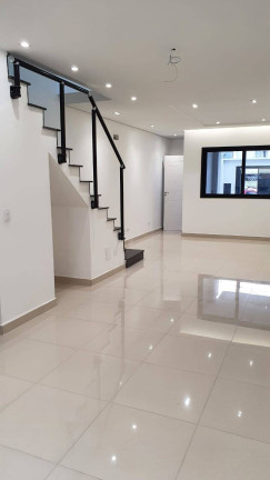 Imagem Casa com 3 Quartos à Venda, 115 m² em Vila Isa - São Paulo Imagem Casa com 3 Quartos à Venda, 115 m² em Vila Isa - São Paulo