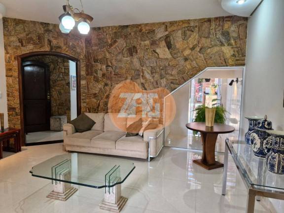 Imagem Sobrado com 4 Quartos à Venda, 334 m² em Loteamento Residencial Ana Candida - Tremembé Imagem Sobrado com 4 Quartos à Venda, 334 m² em Loteamento Residencial Ana Candida - Tremembé