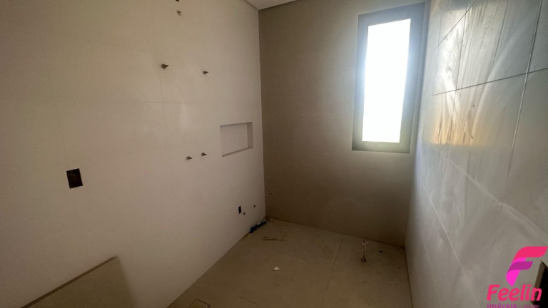 Imagem Casa com 3 Quartos à Venda, 180 m² em Campeche - Florianópolis Imagem Casa com 3 Quartos à Venda, 180 m² em Campeche - Florianópolis