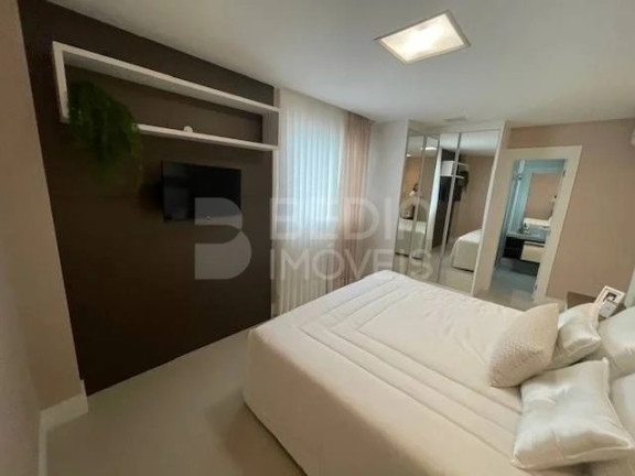 Imagem Apartamento com 3 Quartos à Venda, 136 m² em Centro - Balneário Camboriú Imagem Apartamento com 3 Quartos à Venda, 136 m² em Centro - Balneário Camboriú