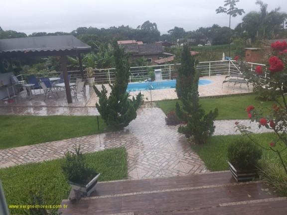 Imagem Casa com 3 Quartos à Venda, 250 m² em Morretes - Balneário Piçarras Imagem Casa com 3 Quartos à Venda, 250 m² em Morretes - Balneário Piçarras