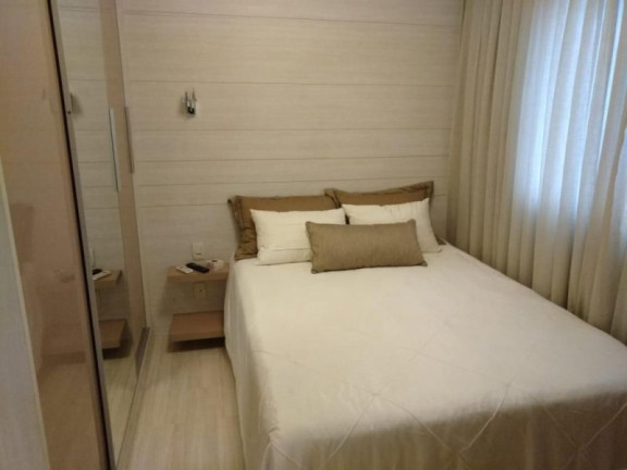 Imagem Imóvel com 3 Quartos à Venda, 142 m² em Centro - Balneário Camboriú Imagem Imóvel com 3 Quartos à Venda, 142 m² em Centro - Balneário Camboriú