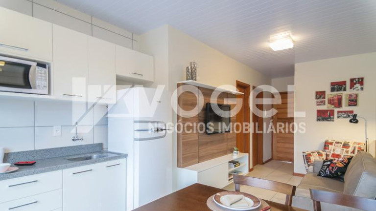 Imagem Casa com 2 Quartos à Venda, 150 m² em Restinga - Porto Alegre Imagem Casa com 2 Quartos à Venda, 150 m² em Restinga - Porto Alegre