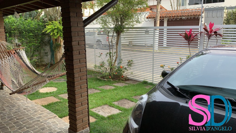 Casa com 5 Quartos à Venda, 200 m² em Itaguá - Ubatuba
