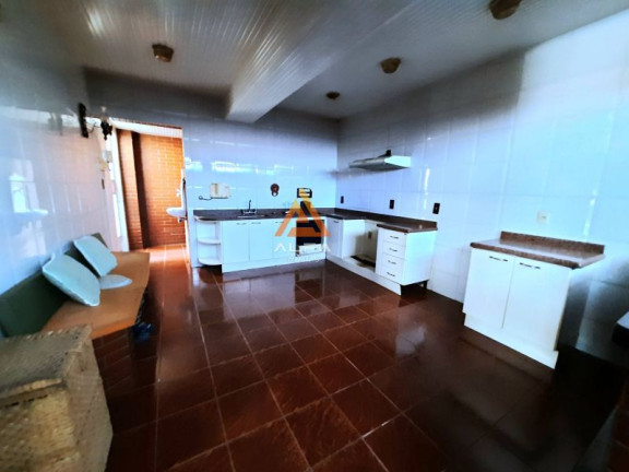 Imagem Casa com 4 Quartos à Venda, 169 m² Imagem Casa com 4 Quartos à Venda, 169 m²