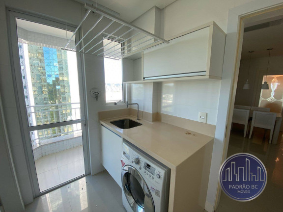 Imagem Apartamento com 3 Quartos para Alugar, 190 m² em Centro - Balneário Camboriú