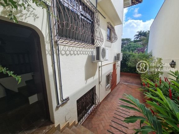 Imagem Casa com 4 Quartos à Venda, 500 m² em Belvedere - Belo Horizonte Imagem Casa com 4 Quartos à Venda, 500 m² em Belvedere - Belo Horizonte