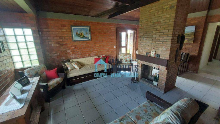 Imagem Casa com 3 Quartos à Venda, 560 m² em Centro - Balneário Pinhal Imagem Casa com 3 Quartos à Venda, 560 m² em Centro - Balneário Pinhal