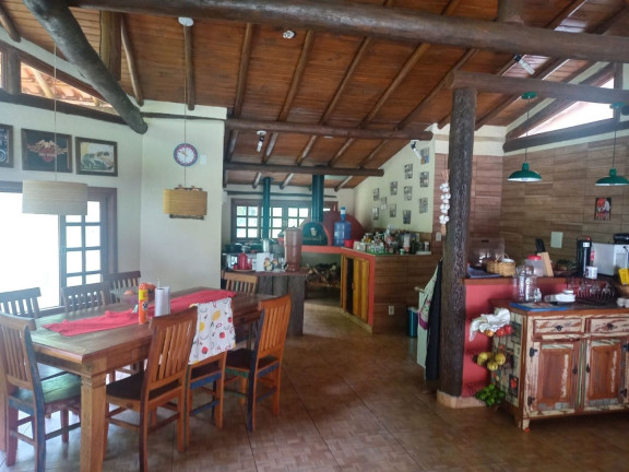 Chácara com 4 Quartos à Venda, 300 m² em Morro Azul - Paraibuna