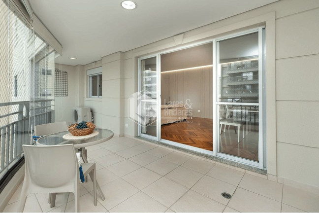 Imagem Apartamento com 2 Quartos à Venda, 126 m² em Moema - São Paulo Imagem Apartamento com 2 Quartos à Venda, 126 m² em Moema - São Paulo