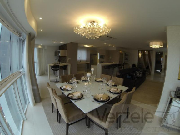 Imagem Apartamento com 4 Quartos à Venda, 238 m² em Centro - Balneário Camboriú Imagem Apartamento com 4 Quartos à Venda, 238 m² em Centro - Balneário Camboriú