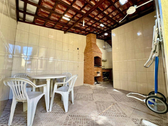 Imagem Casa com 2 Quartos à Venda, em Real - Praia Grande Imagem Casa com 2 Quartos à Venda, em Real - Praia Grande
