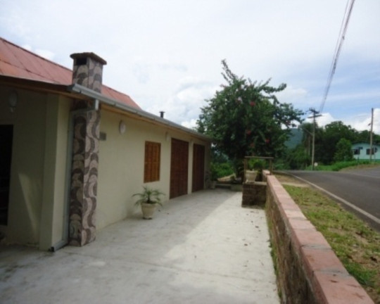 Casa com 3 Quartos à Venda, 115 m² em Centro - Picada Café