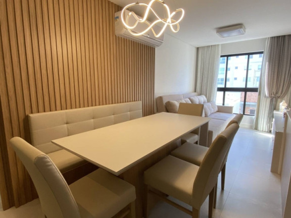 Imagem Apartamento com 2 Quartos à Venda, 73 m² em Centro - Navegantes