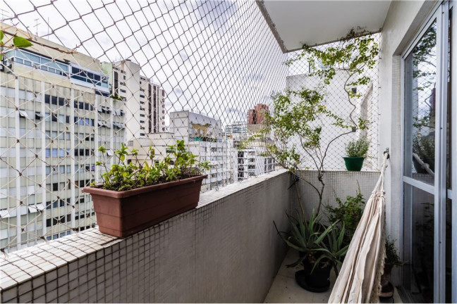Imagem Apartamento com 3 Quartos à Venda, 122 m² em Itaim Bibi - São Paulo Imagem Apartamento com 3 Quartos à Venda, 122 m² em Itaim Bibi - São Paulo