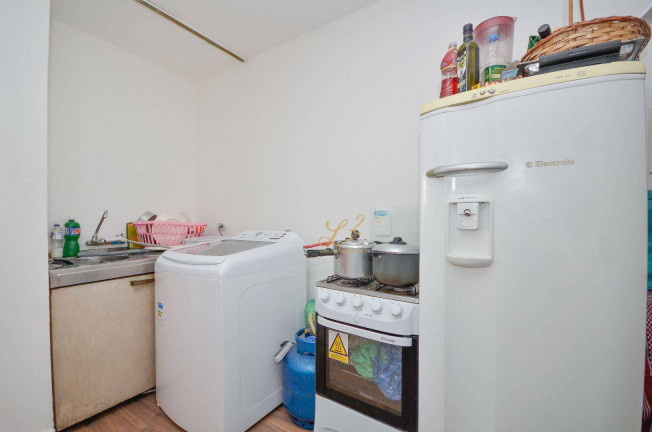 Imagem Kitnet com 1 Quarto à Venda, 21 m² em Centro - Curitiba Imagem Kitnet com 1 Quarto à Venda, 21 m² em Centro - Curitiba