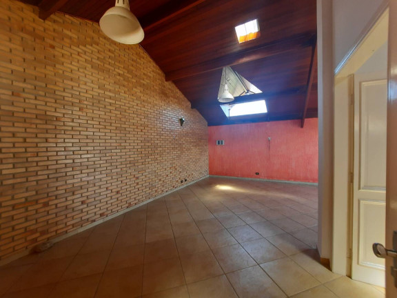 Imagem Casa com 4 Quartos para Alugar, 250 m² em Independência - Taubaté Imagem Casa com 4 Quartos para Alugar, 250 m² em Independência - Taubaté