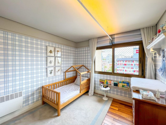 Imagem Apartamento com 3 Quartos à Venda, 177 m² em Moinhos De Vento - Porto Alegre