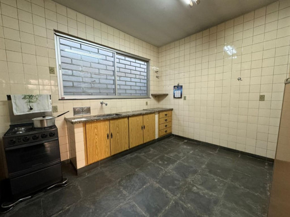 Imagem Casa com 3 Quartos à Venda, 210 m² em Setor Campinas - Goiânia Imagem Casa com 3 Quartos à Venda, 210 m² em Setor Campinas - Goiânia