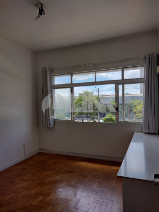 Imagem Apartamento com 3 Quartos à Venda, 75 m² em Higienópolis - Porto Alegre Imagem Apartamento com 3 Quartos à Venda, 75 m² em Higienópolis - Porto Alegre