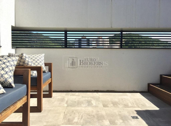 Imagem Sobrado com 3 Quartos à Venda, 210 m² em Centro - Balneário Camboriú