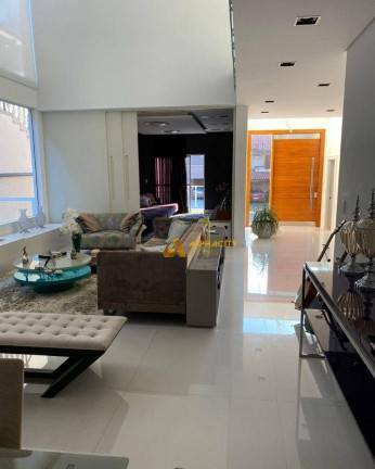Imagem Casa com 4 Quartos à Venda, 520 m² em Alphaville - Santana De Parnaíba Imagem Casa com 4 Quartos à Venda, 520 m² em Alphaville - Santana De Parnaíba