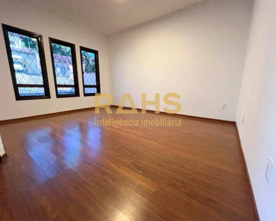 Imagem Casa com 3 Quartos à Venda, 160 m² em Costa E Silva - Joinville Imagem Casa com 3 Quartos à Venda, 160 m² em Costa E Silva - Joinville