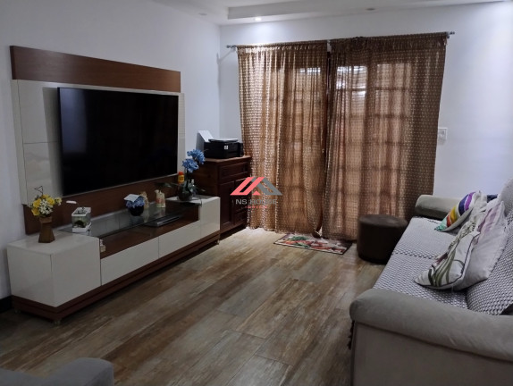 Casa com 3 Quartos à Venda, 250 m² em Jardim Patente - São Paulo