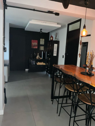 Imagem Imóvel com 2 Quartos à Venda, 73 m² em Vital Brazil - Niterói Imagem Imóvel com 2 Quartos à Venda, 73 m² em Vital Brazil - Niterói