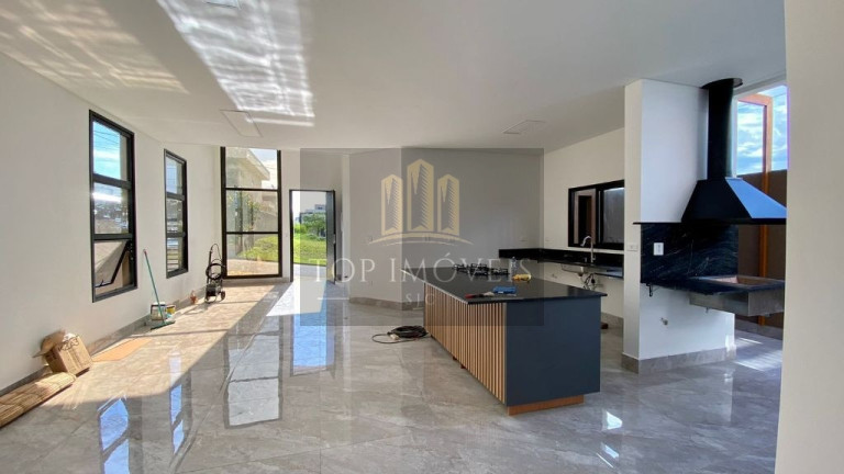 Imagem Casa com 3 Quartos à Venda, 250 m² em Condomínio Residencial Fogaça - Jacareí Imagem Casa com 3 Quartos à Venda, 250 m² em Condomínio Residencial Fogaça - Jacareí