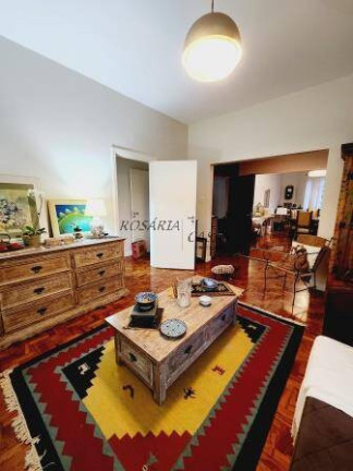 Casa com 3 Quartos à Venda, 235 m² em Sumaré - São Paulo