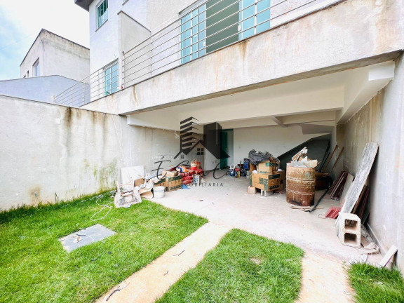 Imagem Casa com 3 Quartos à Venda, 170 m² em Cabral - Contagem Imagem Casa com 3 Quartos à Venda, 170 m² em Cabral - Contagem