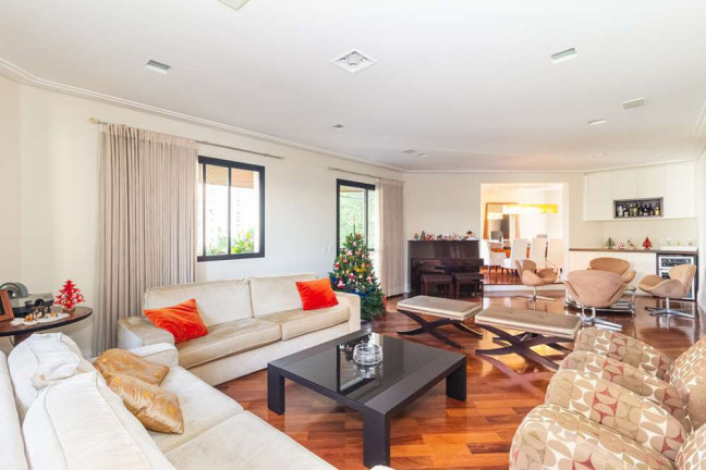 Apartamento com 4 Quartos à Venda, 357 m² em Moema - São Paulo